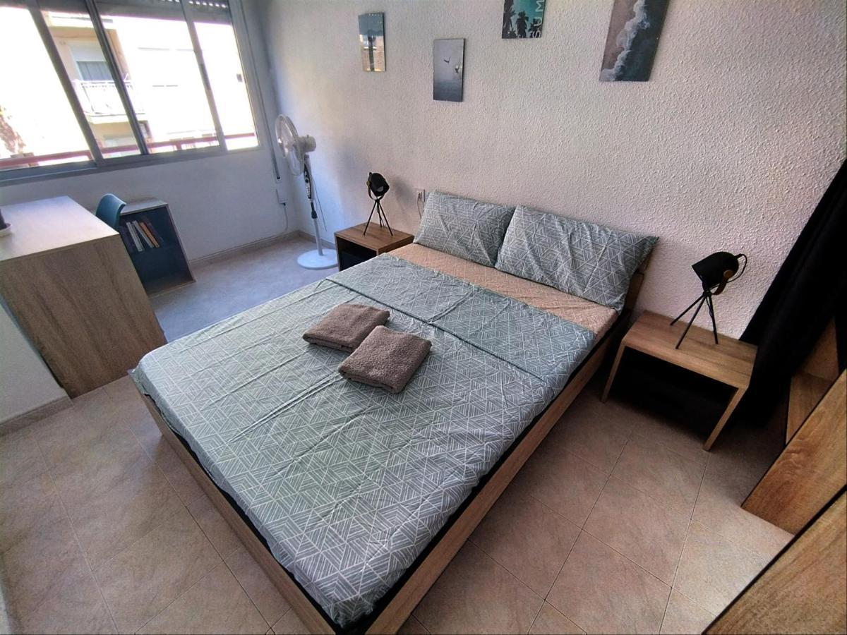 Guesthouse Shared With Host Alicante Exterior foto